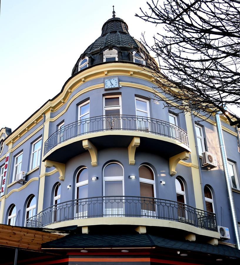 Hotel Cascade Pleven Exteriér fotografie